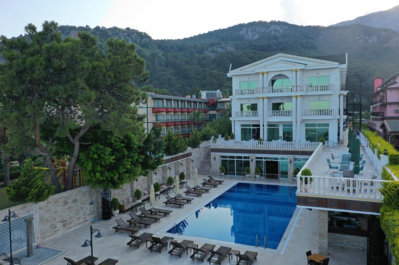 La Hoya Beach Hotel เบลดิบี ภายนอก รูปภาพ