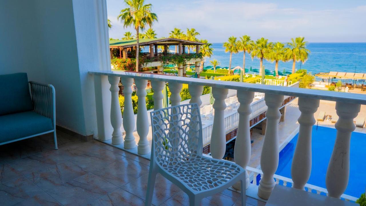 La Hoya Beach Hotel เบลดิบี ภายนอก รูปภาพ